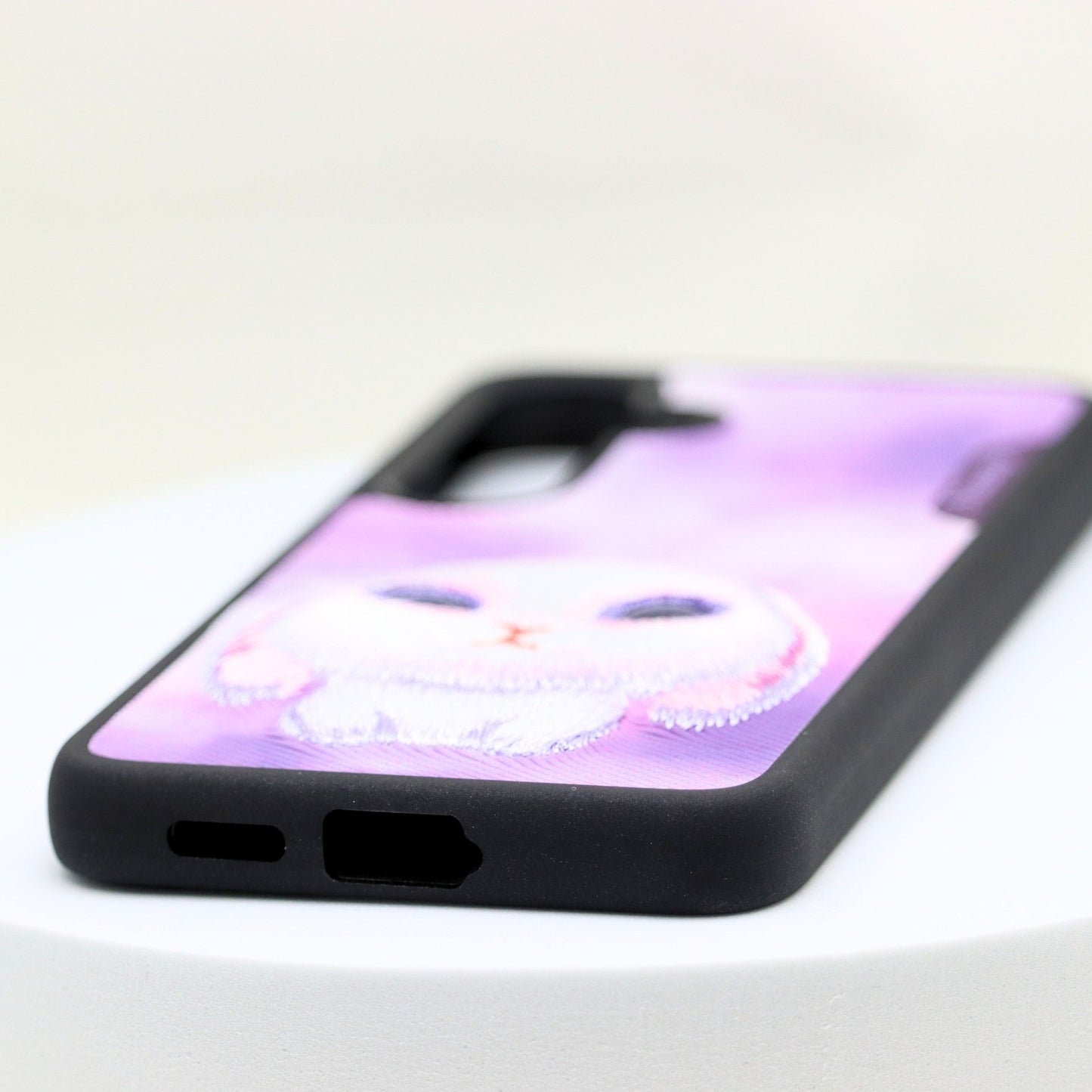 Nimmy Premium Big Eyes Black Border Back Case for Galaxy S24 - Mypcwala